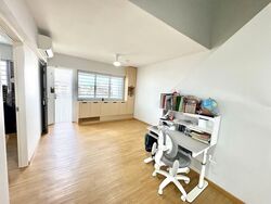 Blk 941 TAMPINES PALMSVILLE (Tampines), HDB Executive #585443331